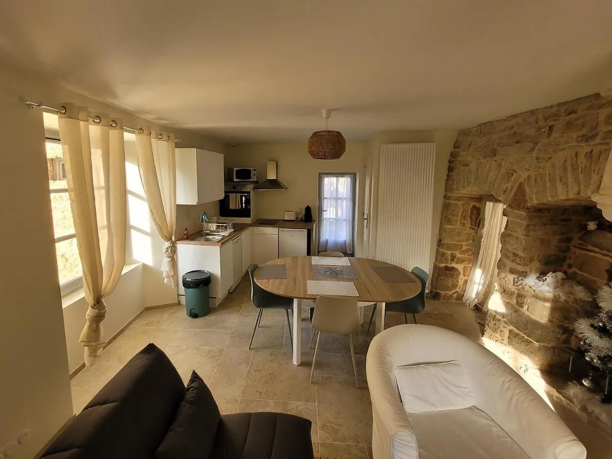 Holiday home Maisonette Muret-le-Chateau France